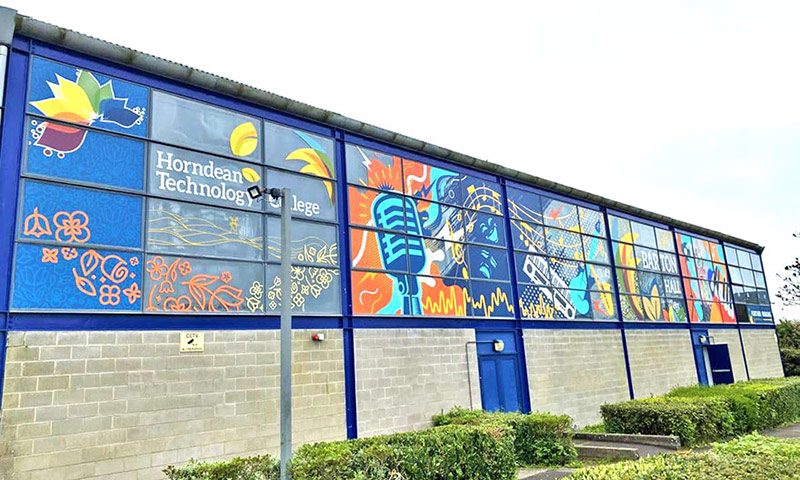 Education-works-03-800×480